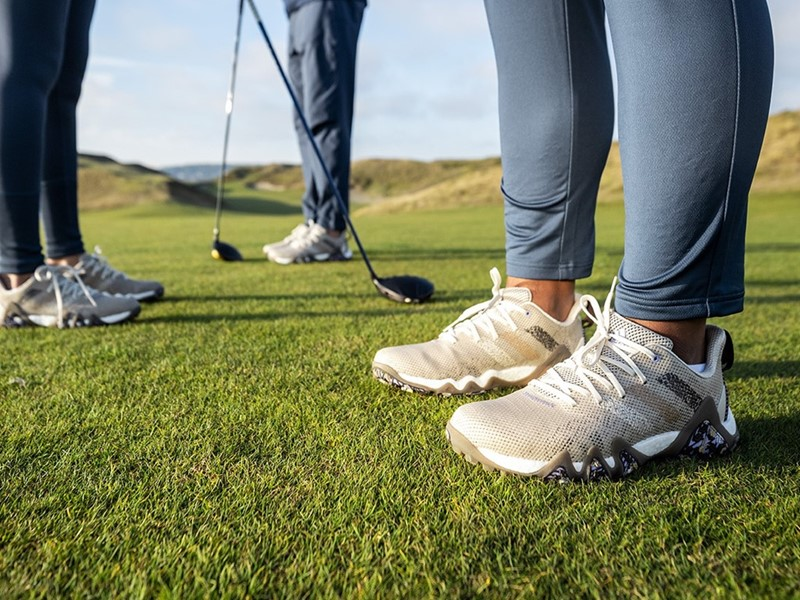 Master Your Game with the Best Golf Gear for Beginners and Pros